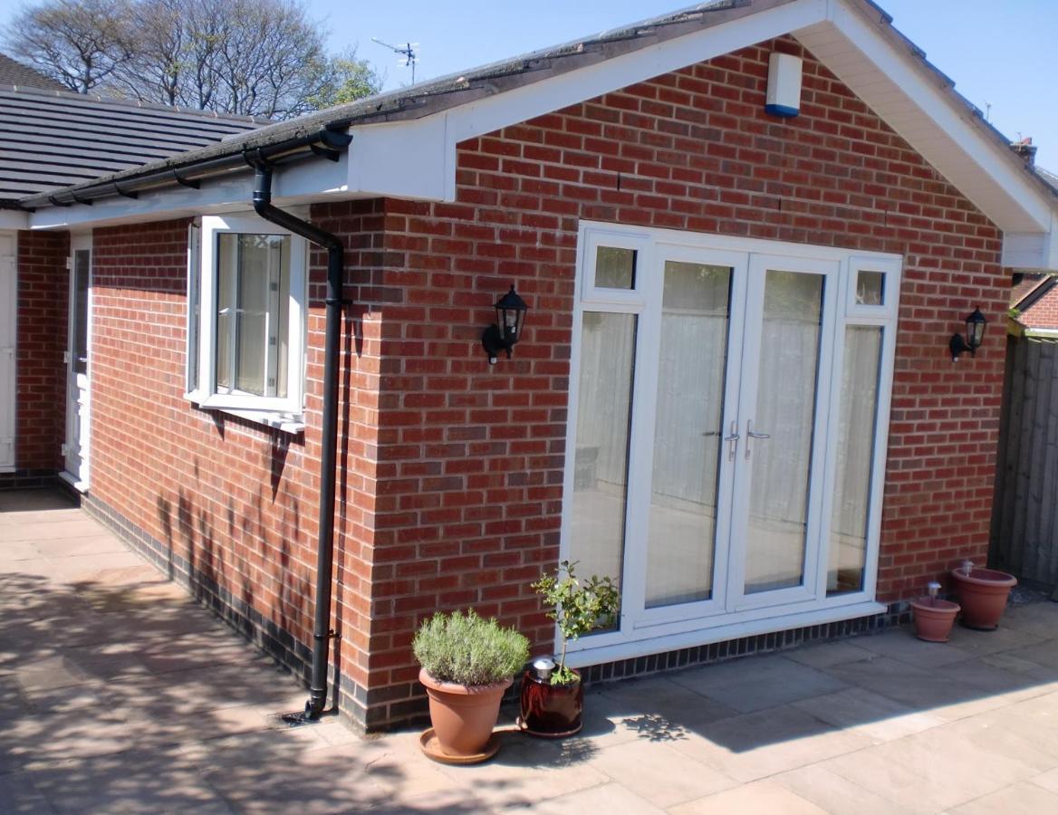 Quiet, Cosy Annexe Room Rough Close Exterior photo